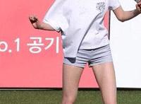 给美女按摩胸脱了胸罩动态图附近洗浴按摩特服全套