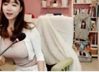 日本鬼子抢花姑娘图鬼子兵的兽行动态图