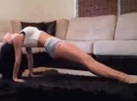 未满十八岁禁止进入内 我要人人色影无忌动态图