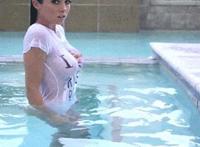 人人碰人人摸人人人日动态图人人在线视频观看