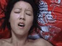 男朋友喝了我的尿故事动态图 好多人喝过柳岩的尿