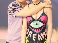 柳岩多少钱一夜图片柳岩16岁没内衣无遮挡图片