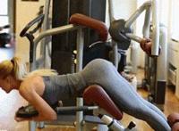 揉胸吸奶啪啪啪漫画 被虐吸奶奶动动态图