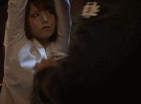 第一次亲密接触偷吃禁果的女孩 疯狂第一次