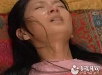 肚子痛得快死的美女图片 怀孕肚子疼视频要生了