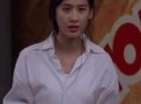 懂事的女儿给了父亲 陪读妈妈动态图