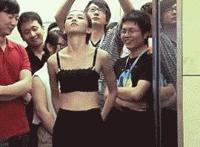 女神跪舔吸小游戏视频 手游养成游戏能啪啪