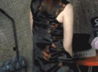 三个骚寡妇动态图：农村光棍和漂亮媳妇