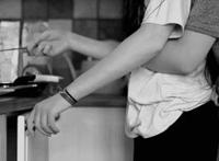 不要了我不要了你出去：啊这里不行