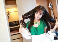 谢文的第一套 女演员谢文 谢文私拍的大尺度写真图片
