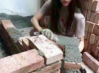 漂亮美女搬砖图片