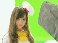 帅哥和美女在家里强吻gif：女生最想男生吻哪里