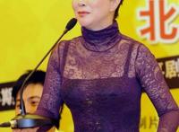 蔡明不带罩图片欣赏 蔡明紧身衣照片曝光 蔡明三点式图片