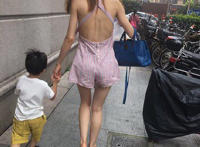 露背性感少妇图片