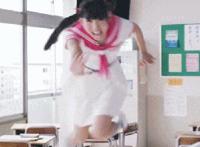  翘臀美女后进动态图：27报翘臀后进动态图