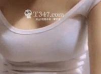 美女和男人在浴室gif：美女和帅哥在浴室亲吻