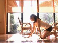 动漫妹妹喊哥哥起床：哥哥叫妹妹起床岛国片