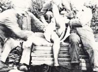 女兵被俘是什么后果图：悲惨慰安妇上下