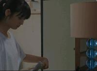 少妇被前后夹击动态图：两男一女前后夹击啪啪