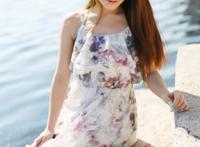 初中男洗澡会干什么图：初中男生体检内裤