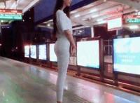 办公室诱惑漂亮上司gif动态图：秘书办公室诱惑漂亮上司