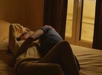 鹿晗啊好疼快出来：吴世勋塞鹿晗跳蛋gif