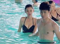 按摩占便宜视频gif：女子被猥琐不反抗