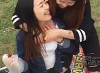 大哥你别摸了动态图：别摸了都出水了视频