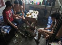 宿舍搞基的视频优酷：初中生帅哥搞基视频图