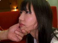 变成液体附身女生图片：附身女孩人皮漫画占据她的身体附身