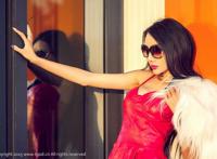 600张萝莉粉木耳：600张萝莉贫乳粉鲍鱼