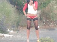 双腿打开的豪放女：俄罗斯豪放女组图