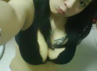 男人爱怎样吃女人乳房吗：男人吃乳房的图片大全