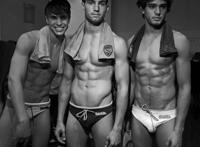 男人勃起有多长算正常图片：男人勃起的图片