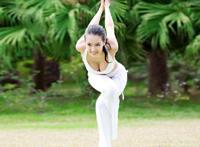 练瑜伽被教练揩油图：练瑜伽的自拍照片