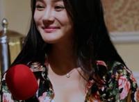 冉莹颖的胸大图片：邹市明老婆冉莹颖真骚