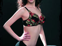 汤加丽人体艺术摄影图片欣赏：人体艺术摄影大全