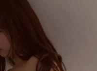 小燕子被永琪干：永琪让小燕子坐到腿上