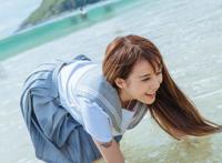 女人嫩粉鲍鱼16d：15岁丰满少女人体艺术