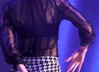 后入式男人一棒子进一出图片：一进一出的图片gif