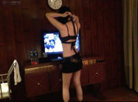 秘书被经理在办公室大战15p：工厂员工宾馆约炮12p