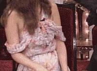 yy主播怎么跪舔：yy的跪舔是什么意思，跪舔土豪