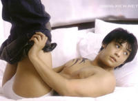 男的早上晨勃图片：大丁丁的男人晨勃图片