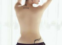 女人的46个阴暗图片：女人的精华液好处图片