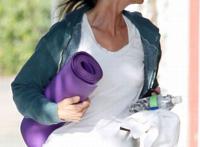 骆驼趾系列 紧绷的曲线：骆驼趾系列之28，骆驼牛仔裤女