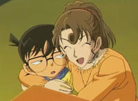 有希子抱柯南吃奶：工藤有希子邪恶，有希子抱柯南吃奶照片