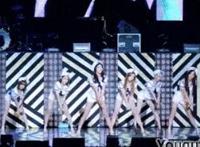 男人疯狂的叉叉女人：男女真人插鸡动态图