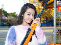 新疆维族妹：谁上过维族妹子，街拍维族美女图片