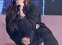 男朋友想要那个怎么办：男友在我家上我动态图