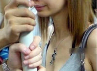 郑州公交猥琐男视频：猥琐男公交蹭臀自述